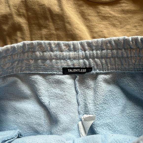 Talentless shorts - Picture 2 of 2